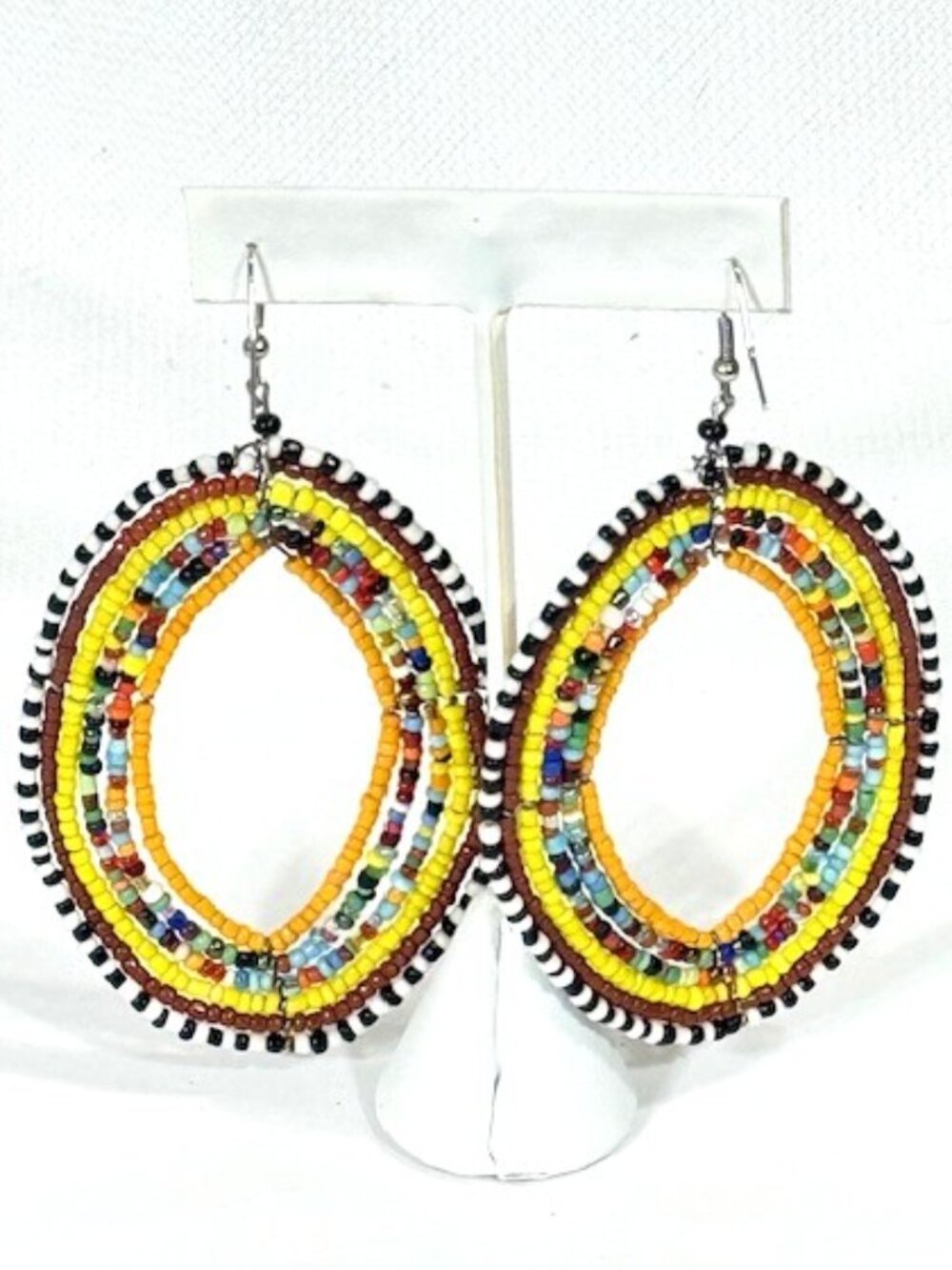Multi-color African Maasai beaded earrings.